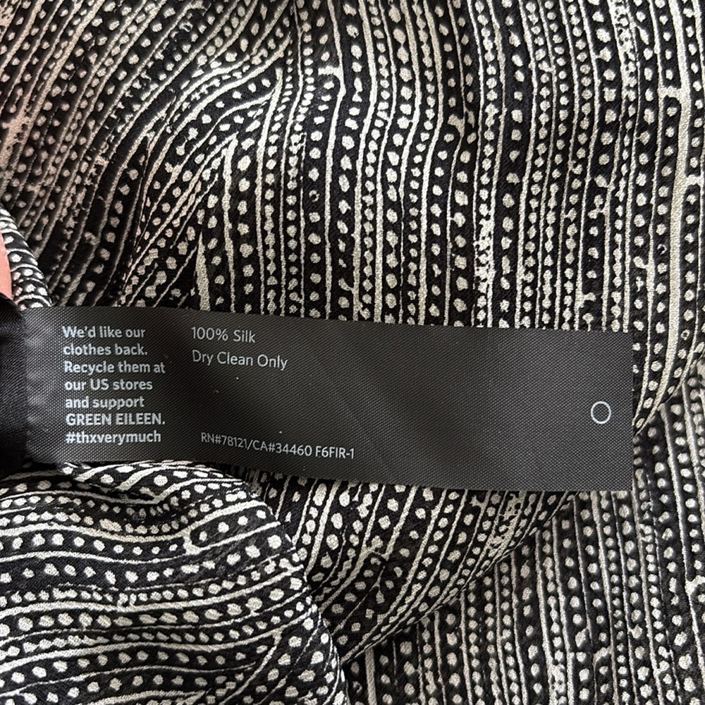Eileen Fisher Silk Black And White Layered Top, XL, EUC - Picture 6 of 6